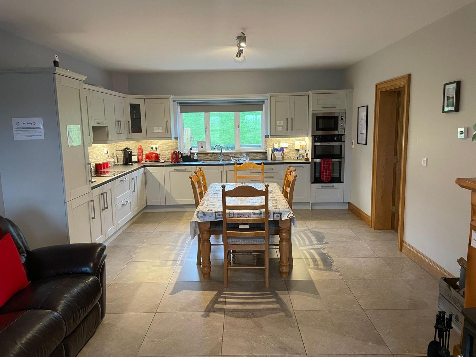 Molly'S Self Catering Accommodation Cavan Exterior photo